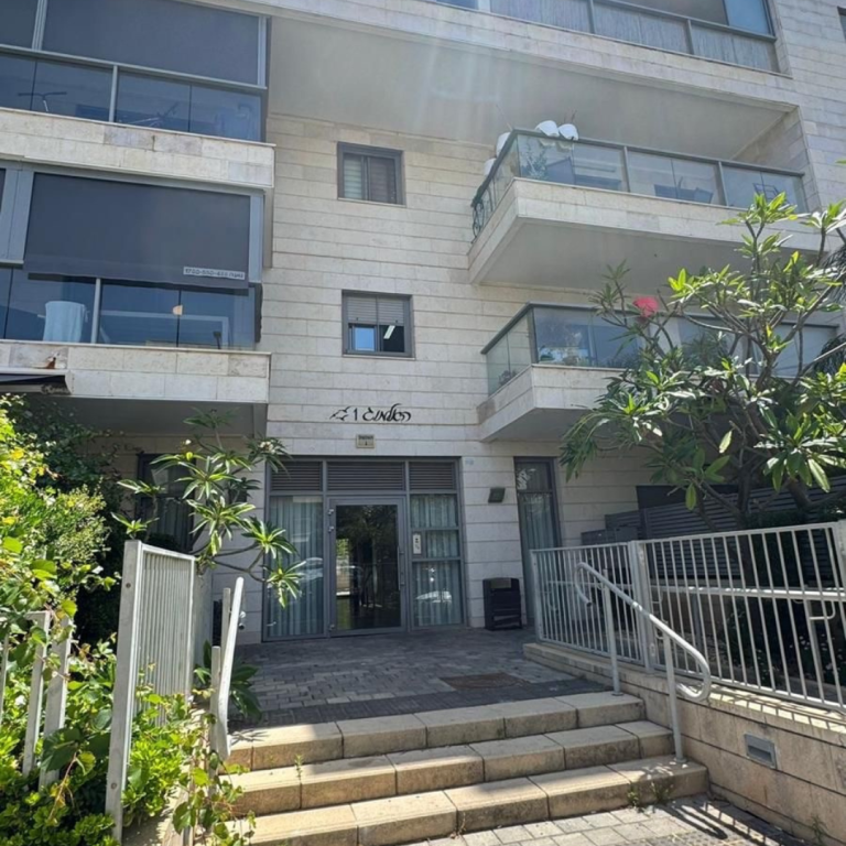 טל מרגלית - יועצת נדל"ן
